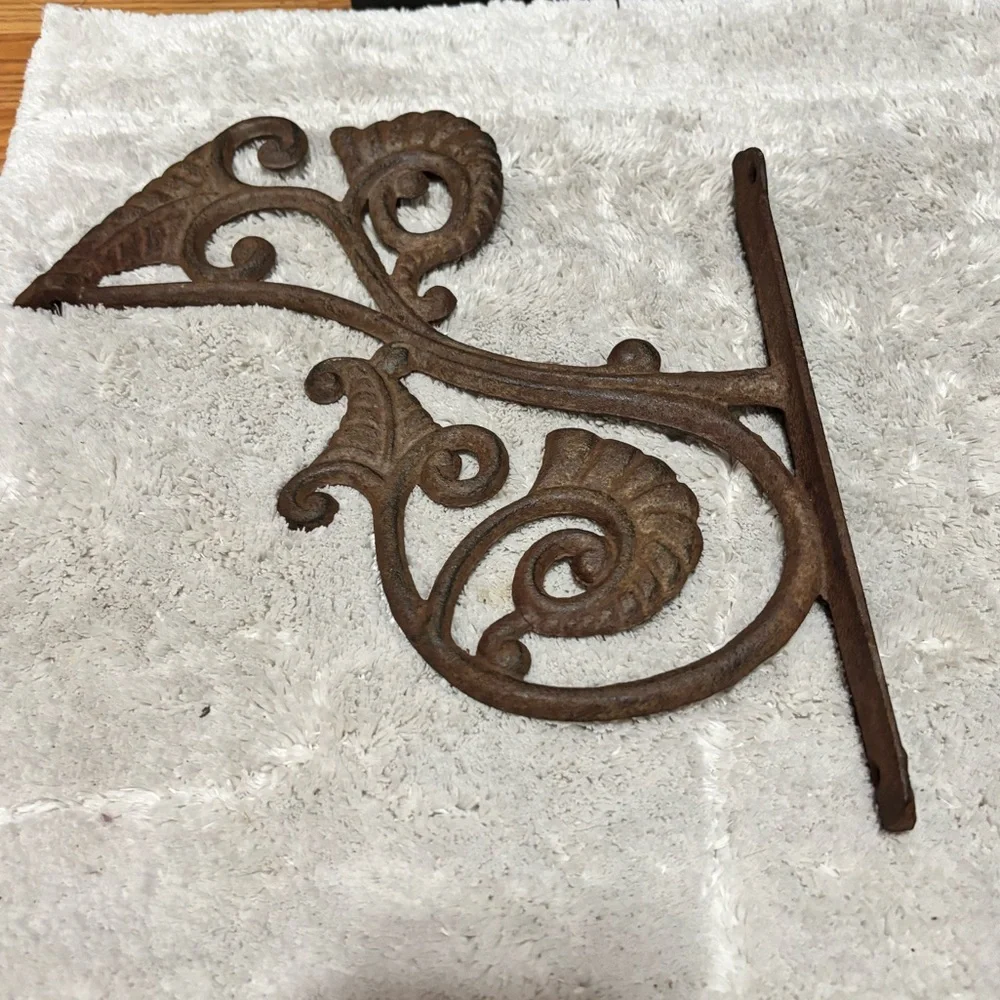 Antique Vintage,Cast Iron Ornate Wall Bracket,Vine Style.